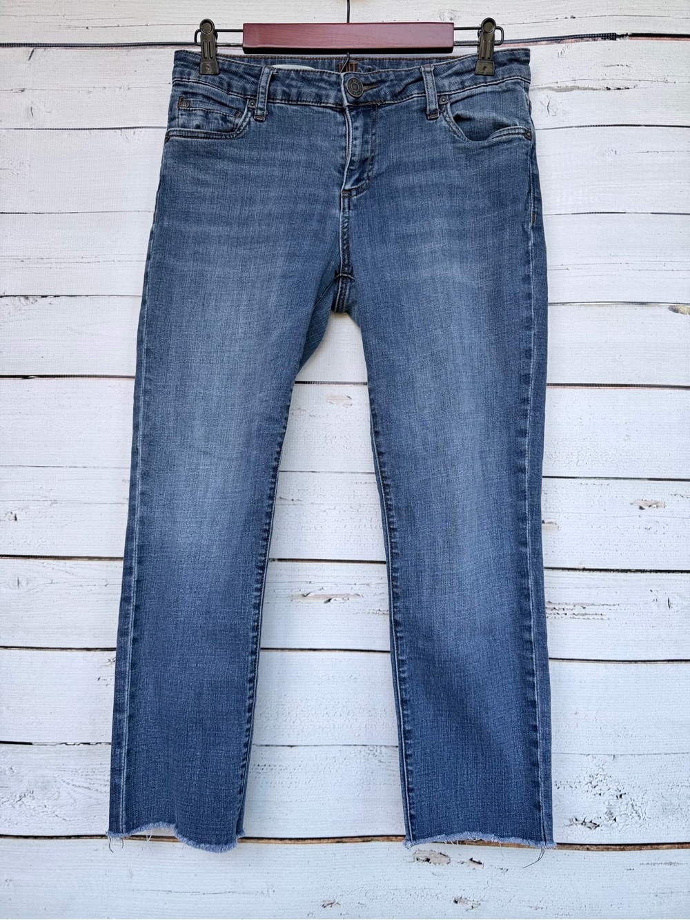 KUT from the Kloth Crop Slim Straight Leg Raw Hem Jeans - Size 6